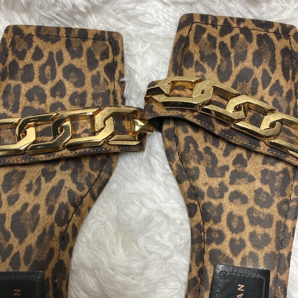Good American Square Top Leopard Print Sandals with Chain Detail - Picture 4 of 8